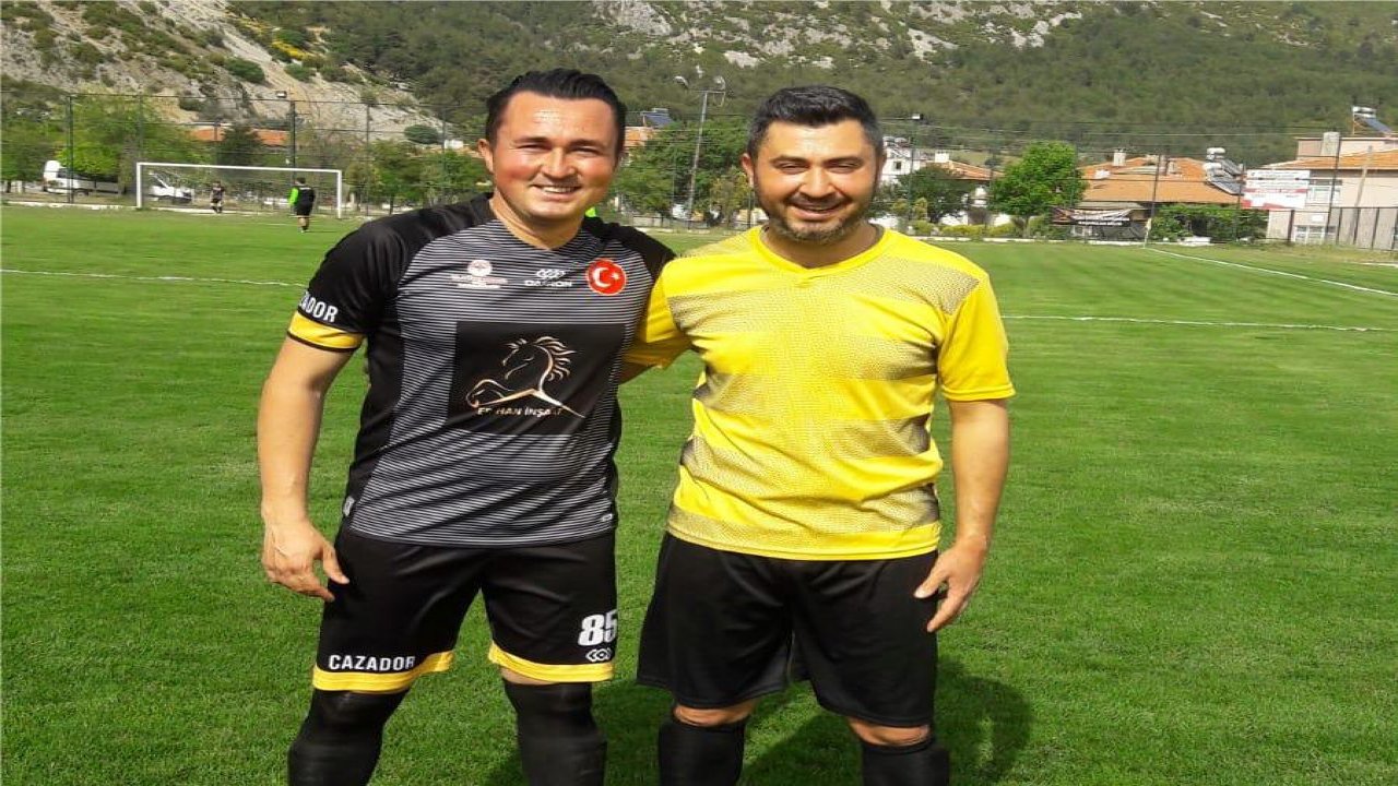 Kardeşler Rakip Oldu