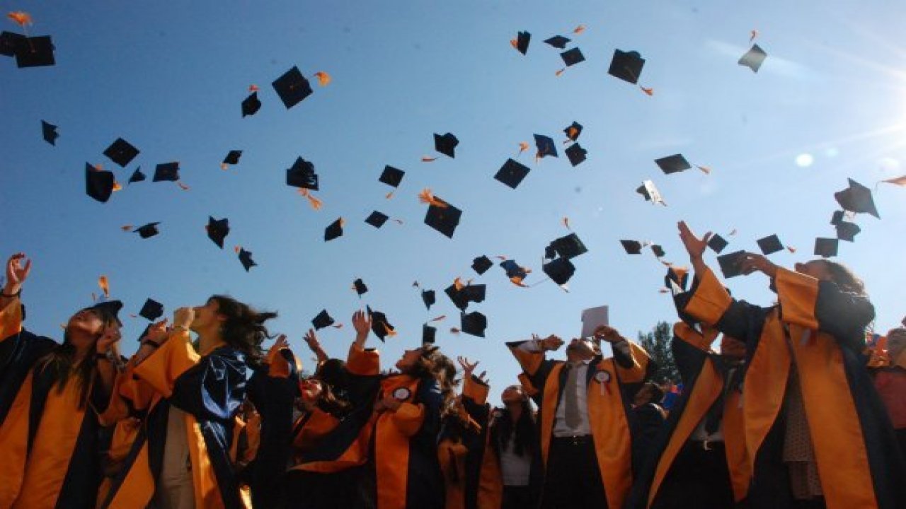 Muğla Barosu’ndan Mezuniyet Jesti