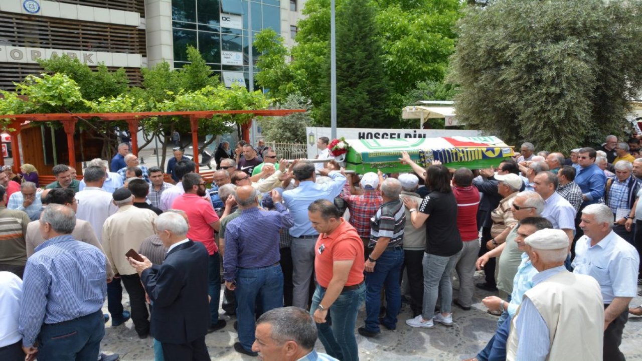 Ekrem Orhan Gözyaşlarıyla Uğurlandı