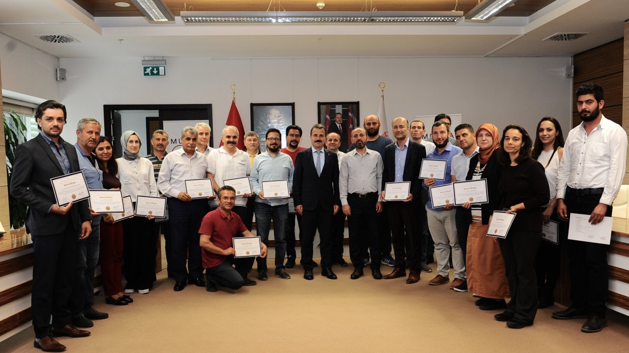 Yapı İşleri ve Teknik Daire Başkanlığı Personeline Sertifikaları Verildi