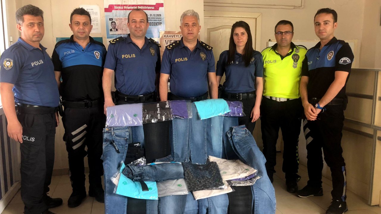 Polislerden Örnek Davranış