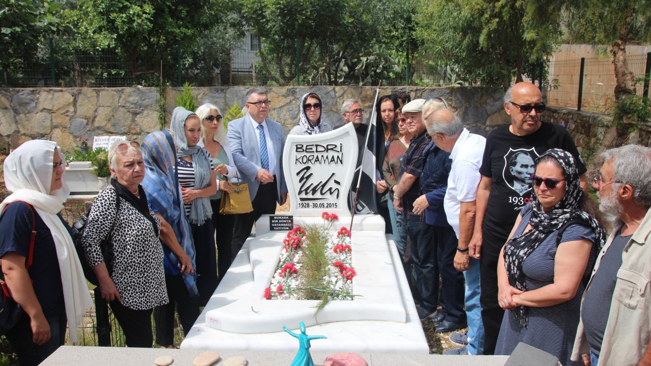 Bedri Koraman Mezarı Başında Anıldı