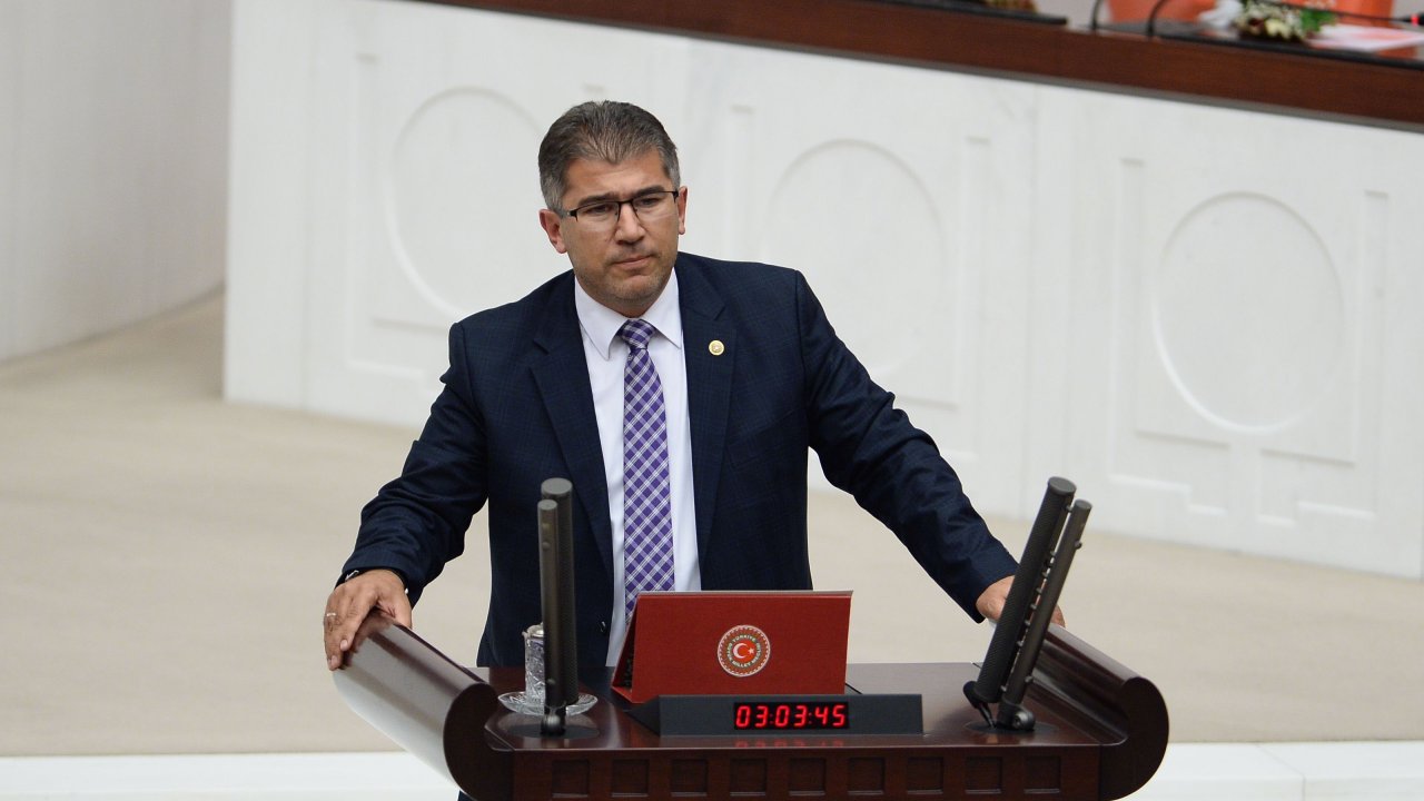 Vekilden darbeciler için suç duyurusu