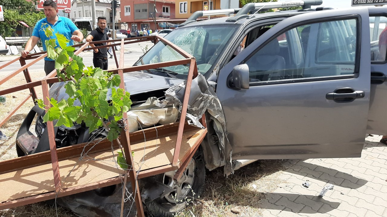 Fethiye’de Meydana gelen Trafik Kazasında 1’i Çocuk 6 Kişi Yaralandı  