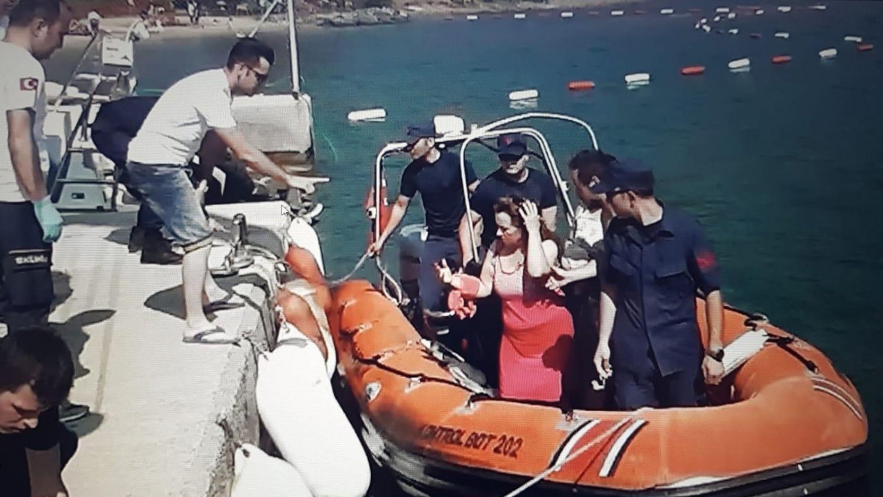 Akrep Sokan Kadının İmdadına Sahil Güvenlik Yetişti  