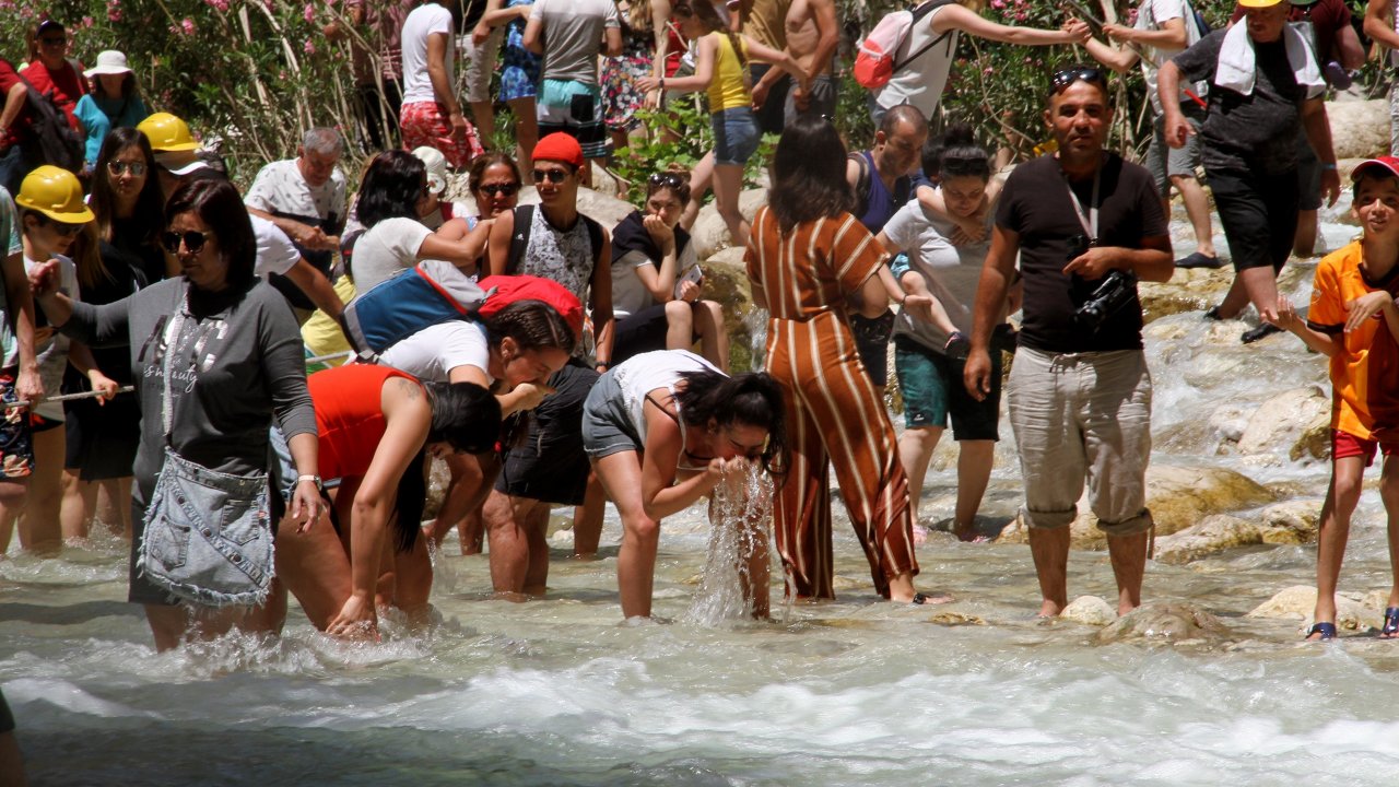 Saklıkent'te İzdiham Yaşandı !
