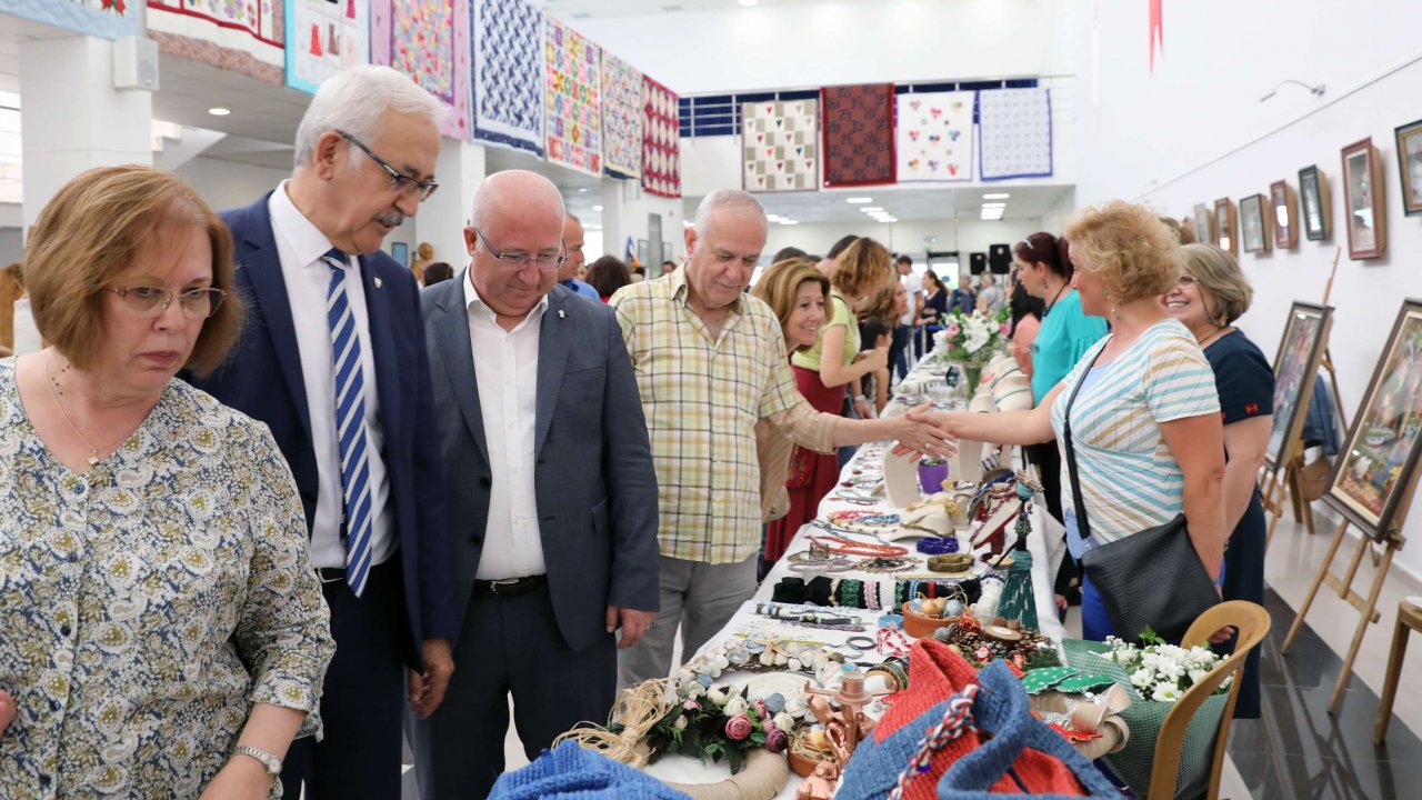 El Emekleri Sergilendi