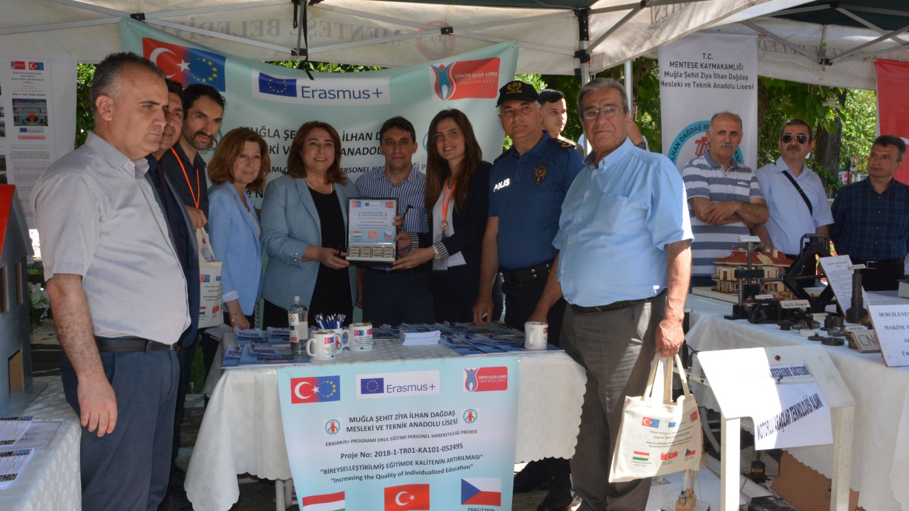 Menteşe’de Mesleki Eğitim Fuarı Düzenlendi