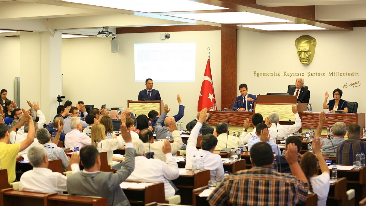 Büyükşehir Meclisi Su Fiyatlarında İndirime Gitti