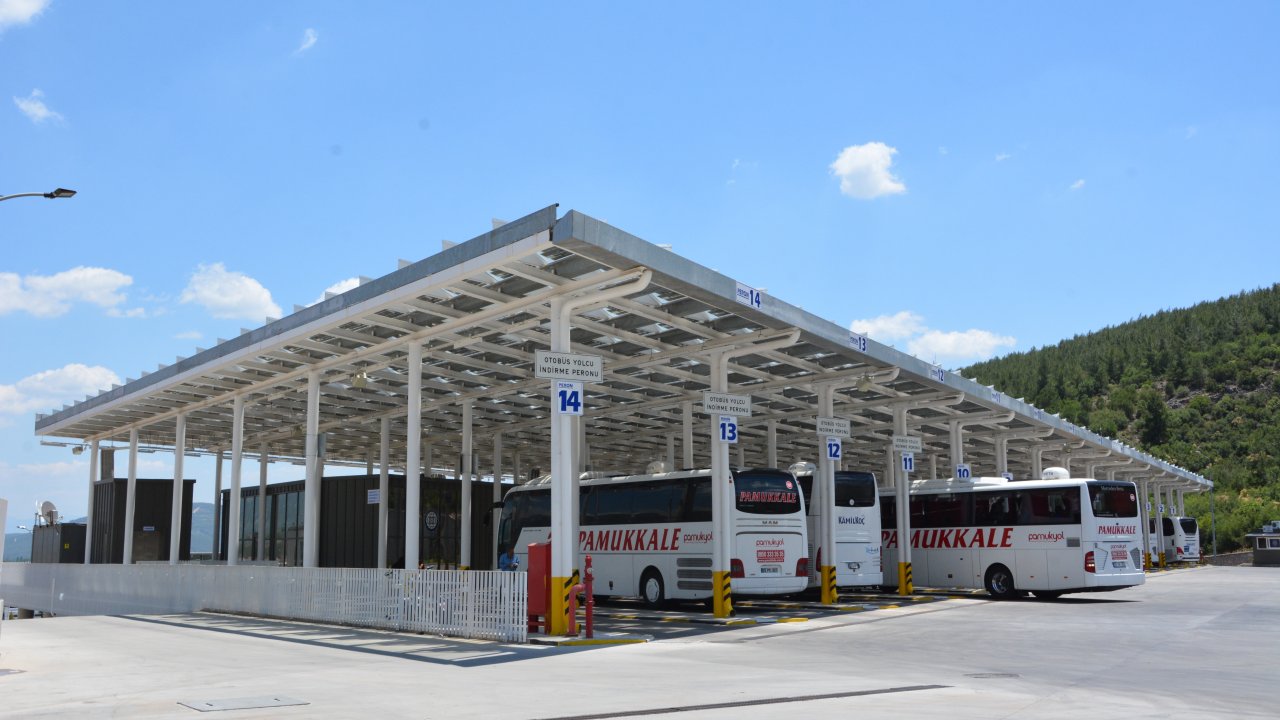 Büyükşehir Belediyesi “Taksi Krizi” İle İlgili Basın Açıklaması Yaptı