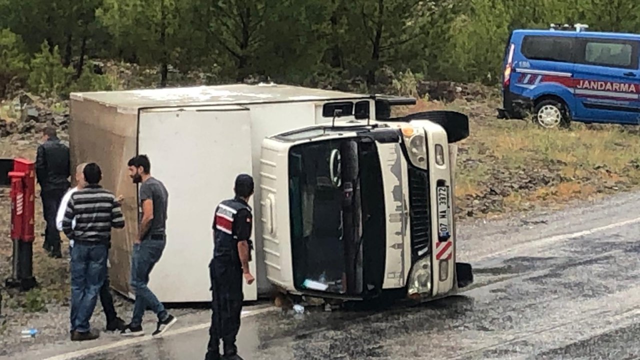 Yağışlı Hava Kazaları Beraberinde Getirdi