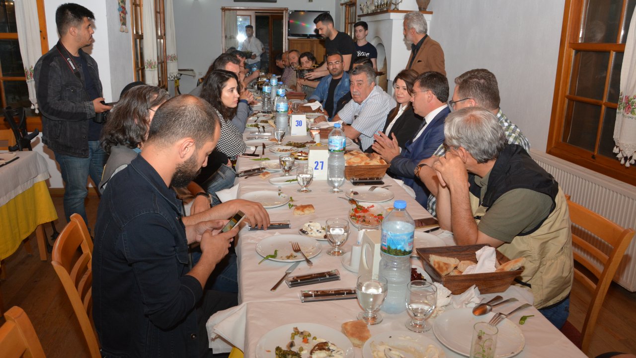 Başkan Toksöz; “İktidar Olduk Ama Muktedir Olamadık”