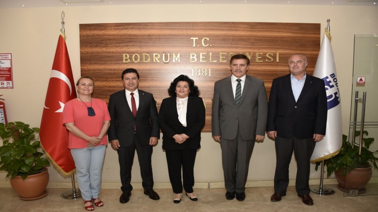 Vali Civelek'ten, Belediye Başkanı Aras'a ve Aydınlılar Derneği'ne Ziyaret