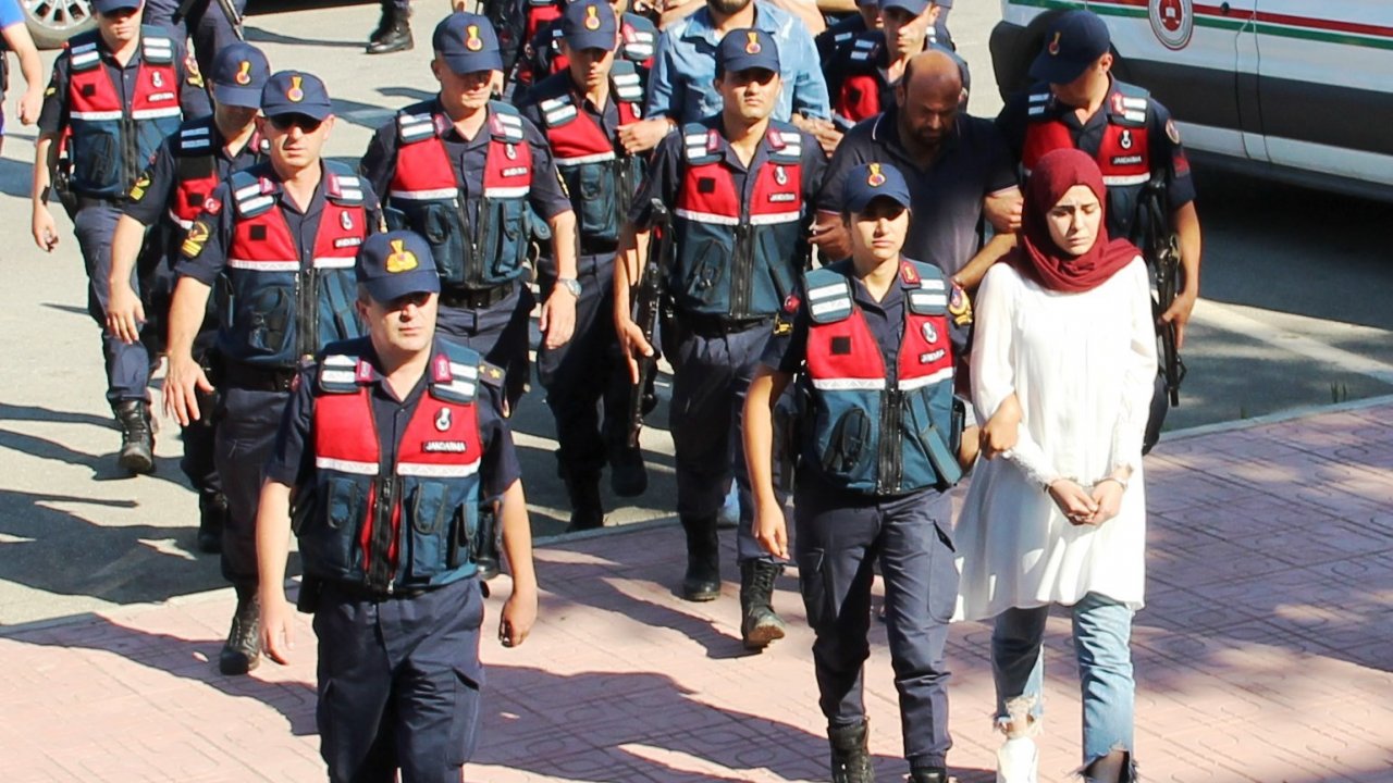 12 kaçak göçmenin ölümüyle ilgili 8 kişi tutuklandı  