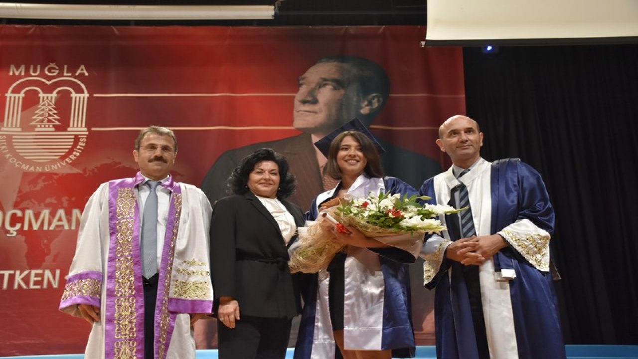 Vali Civelek, Tıp Fakültesi Mezuniyetine Katıldı