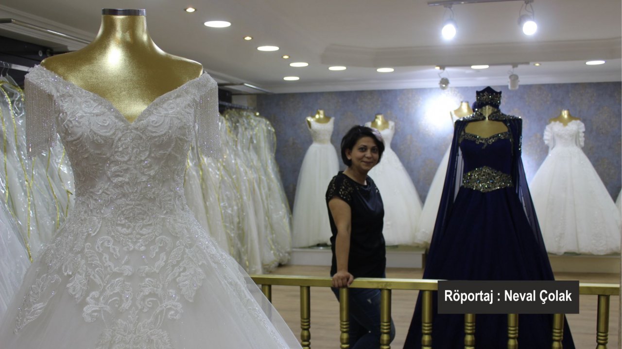 Bir Gelinliğin Olmazsa Olmazı Mutlu Bir Gelin, Âşık Bir Damat