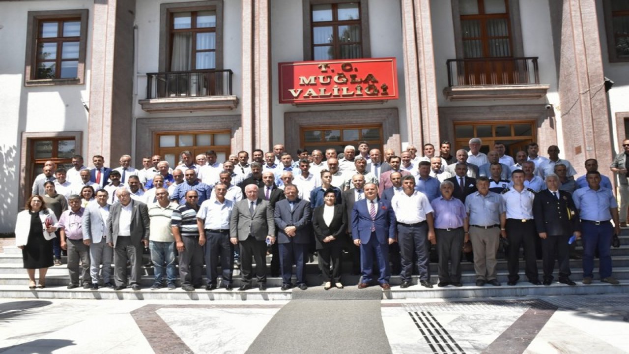 Vali Civelek Menteşe Mahalle Muhtarları ile Bir Araya Geldi