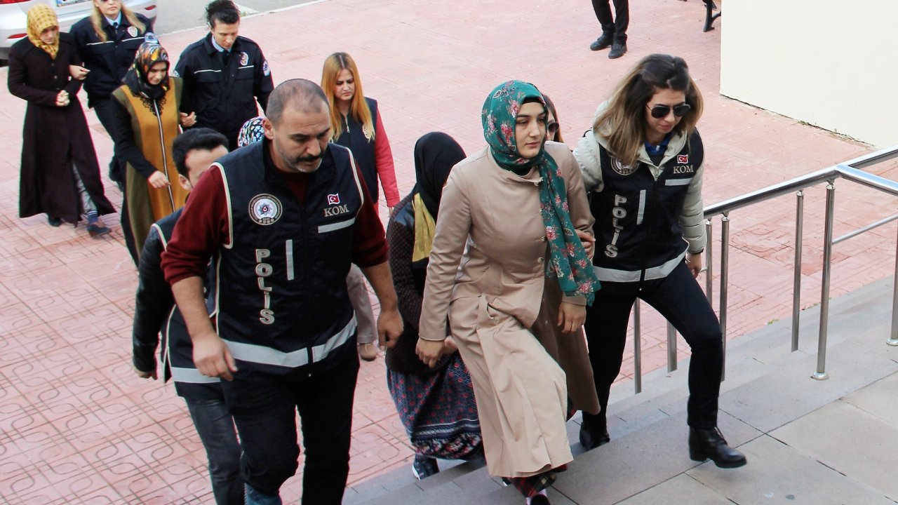 FETÖ ablası engelli çocuğu için serbest bırakıldı