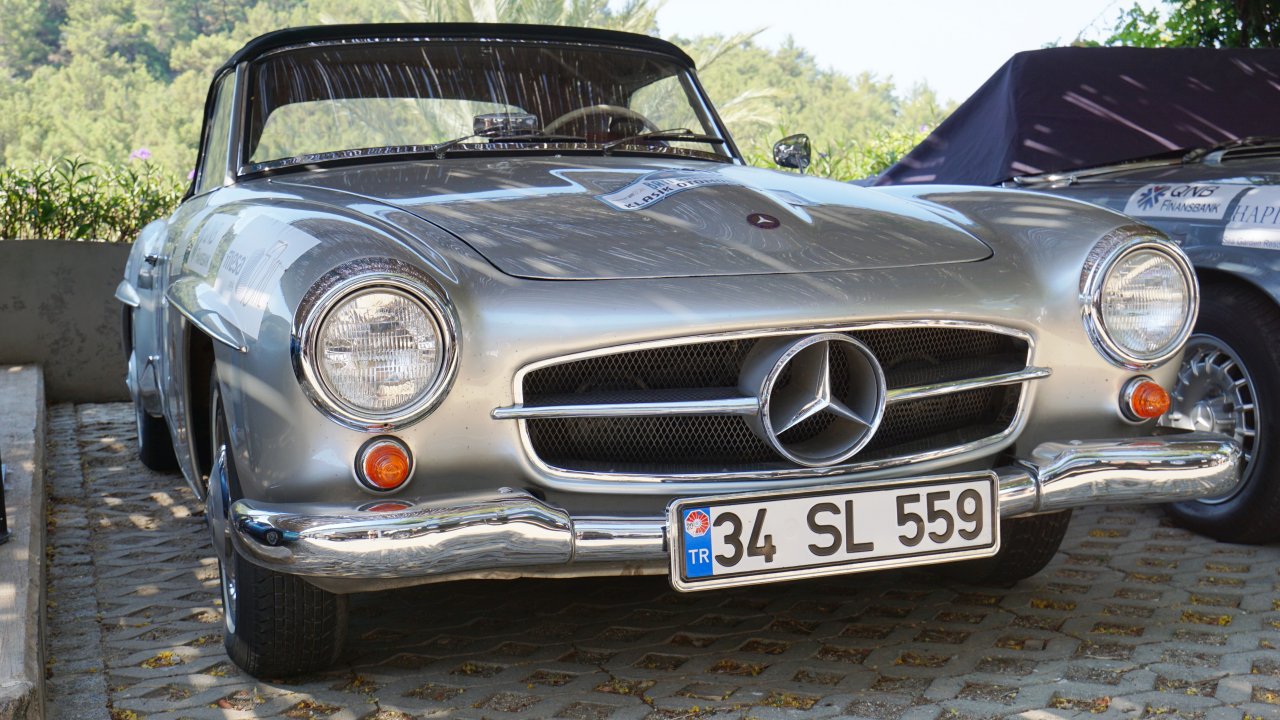 Milyon Dolarlık Klasik Araçlar Yarışacak