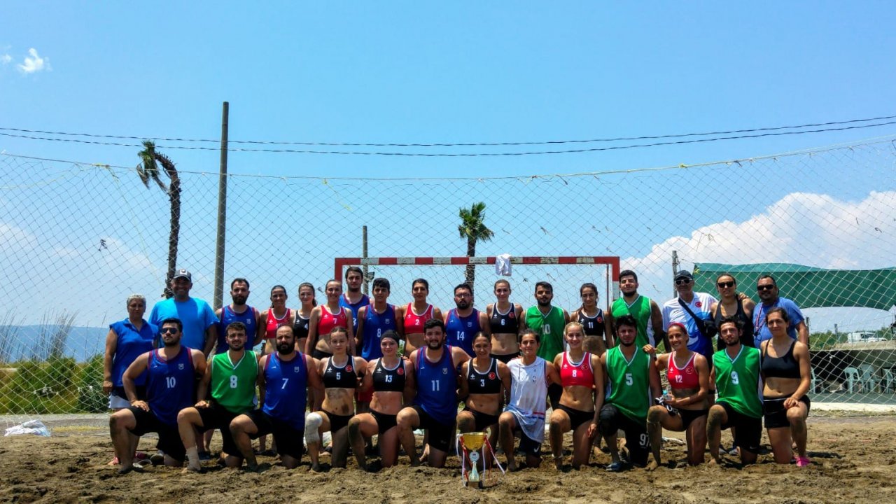 Namağlup Şampiyon Oldular