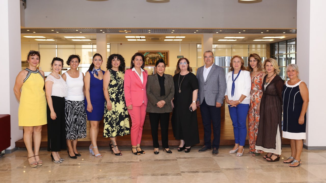 Vali Civelek KGK'yı Ziyaret Etti