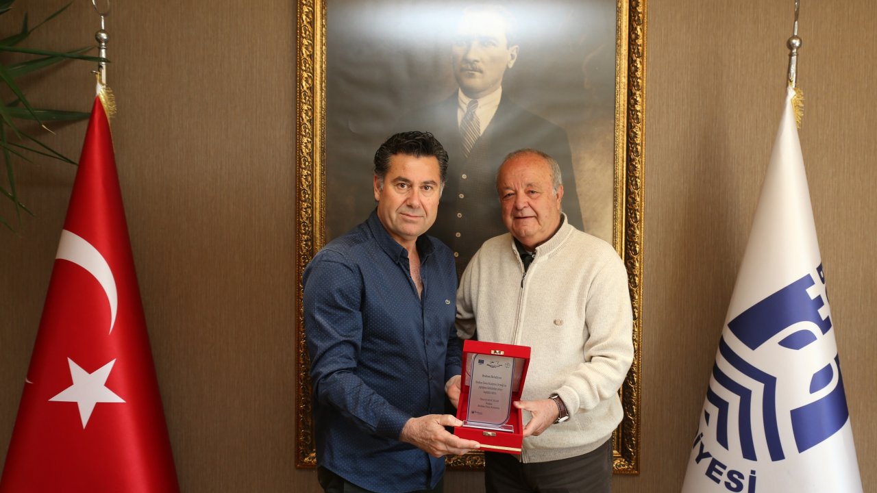 Milta Marina’dan Başkan Kocadon’a teşekkür plaketi