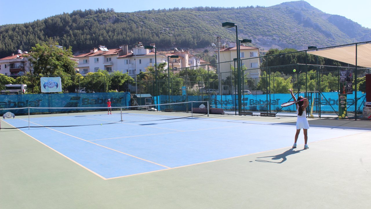 Tenis Yaz Kupası Karşılaşmaları Başladı