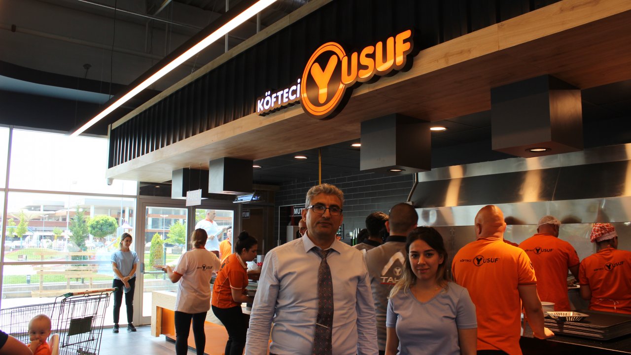 Köfteci Yusuf Açıldı