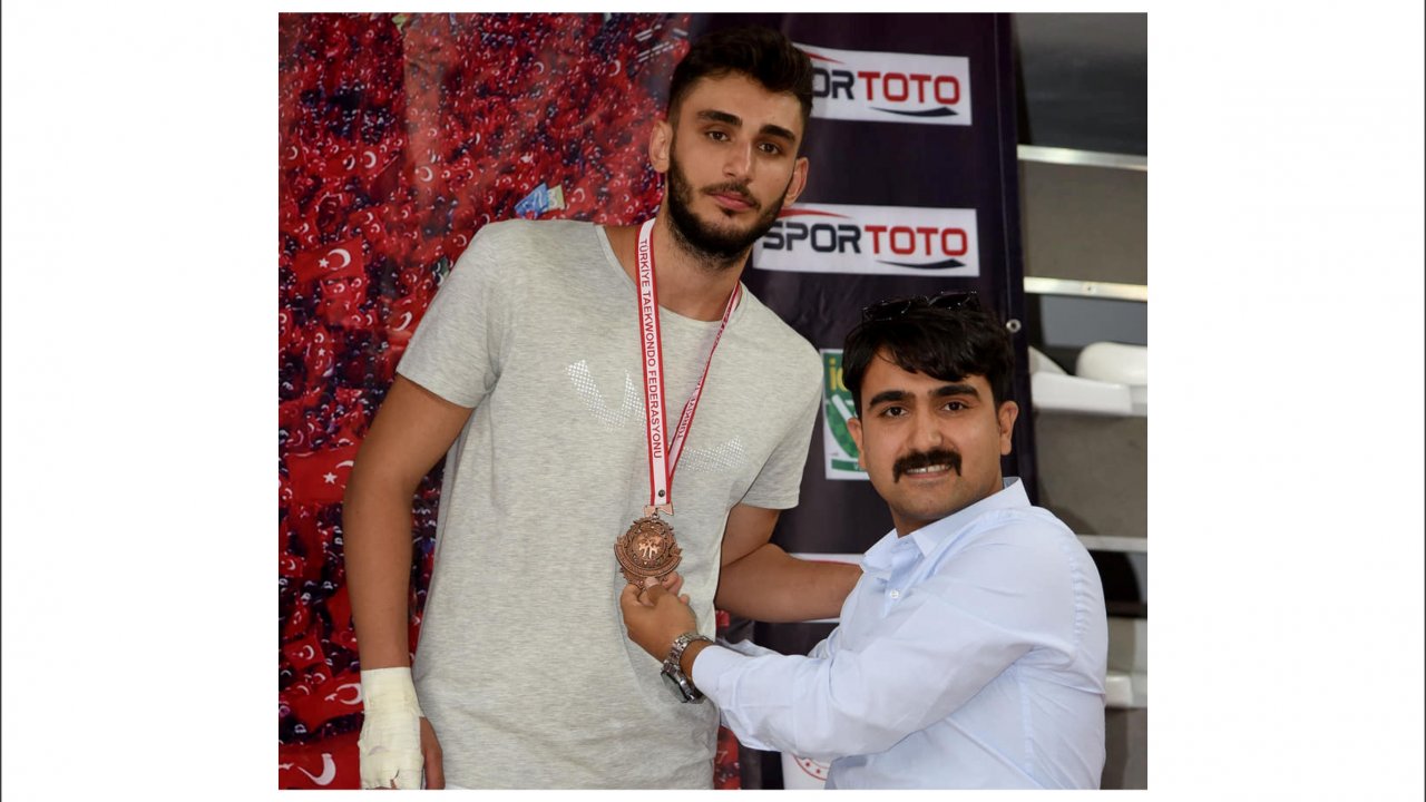 Oğuzhan Öztürk Türkiye Üçüncüsü