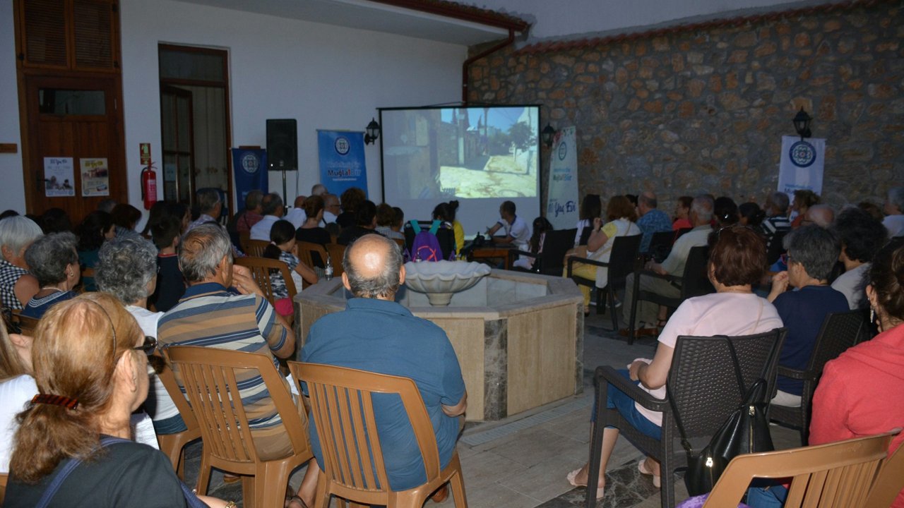 100 Yaş Evi’nde Yazlık  Sinema Günleri Başladı