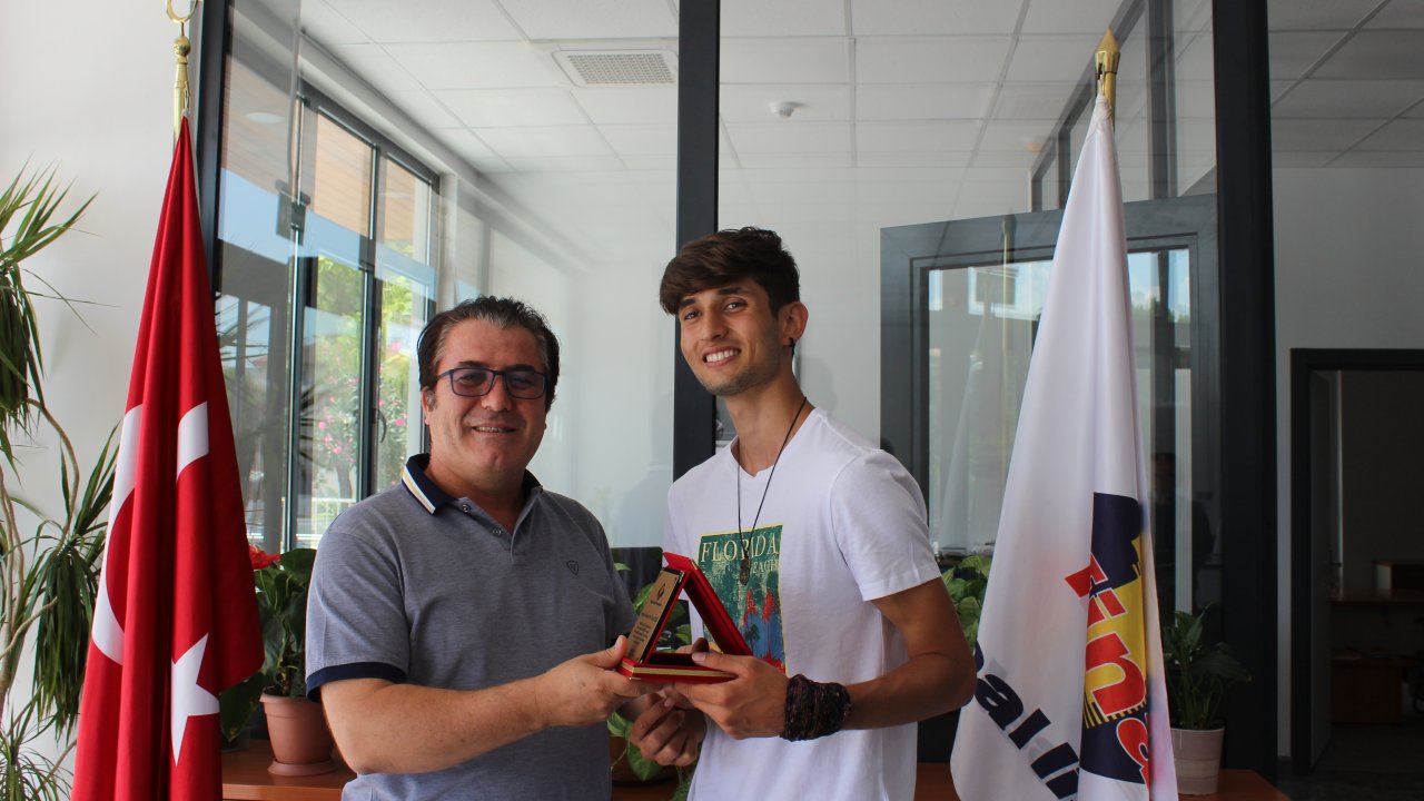 YKS Şampiyonları Final’den