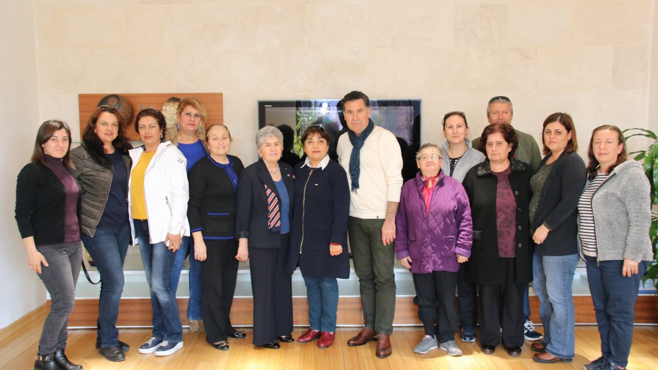 Yöresel kıyafetleri yaşatılıyor