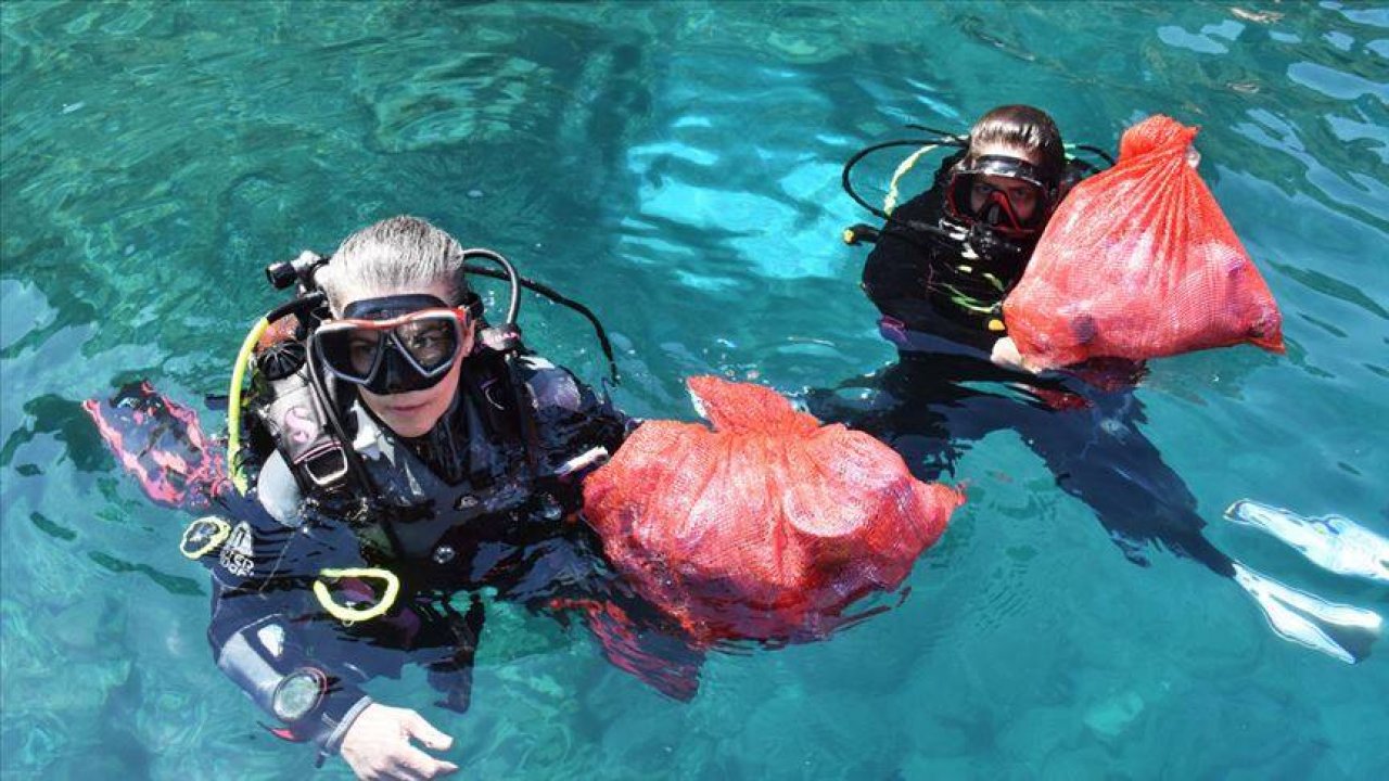 40 Kadın İlk Kez Marmaris'in Mavi Sularına Daldı