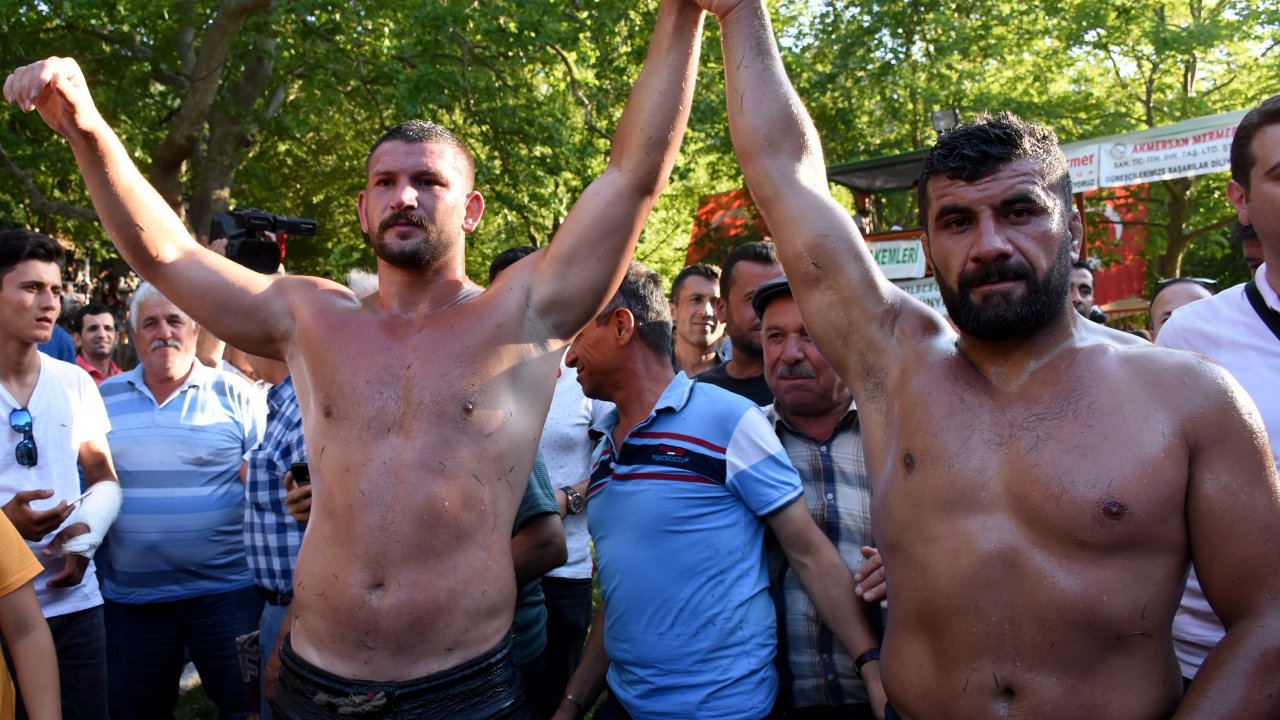 Ege’nin Kırkpınar’ında Başpehlivan Fethiyeli Ali Yanatman  