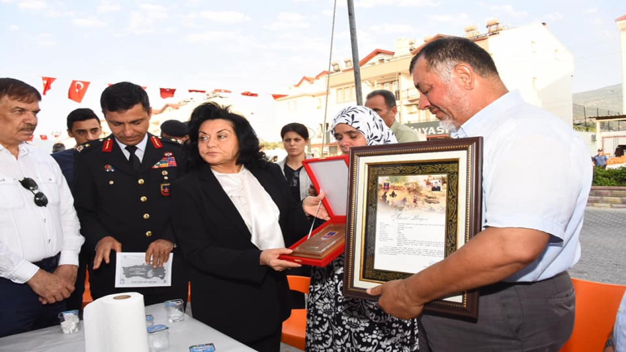 Şehit Ailesine Şehadet Belgesi Teslim Edildi