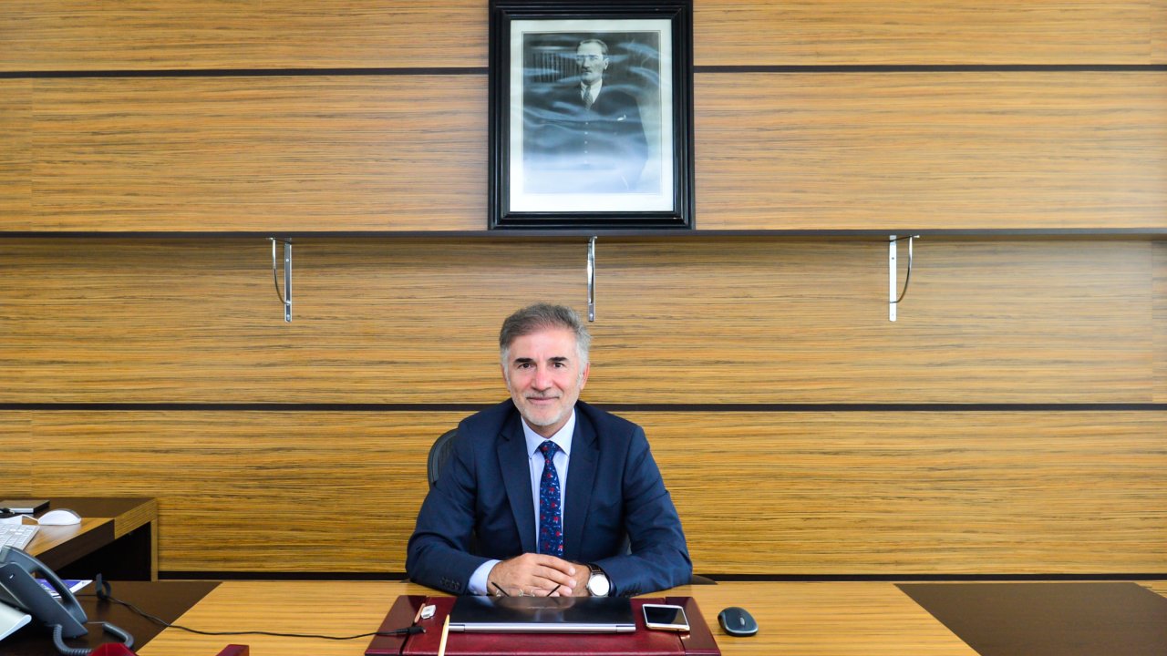 MSKÜ Rektör Yardımcılığına Prof. Dr. Sırrı Sunay Gürleyük Atandı