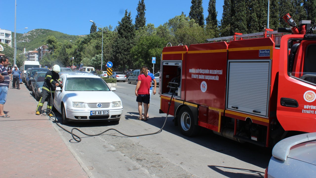 Menteşe’de Araç Yangını
