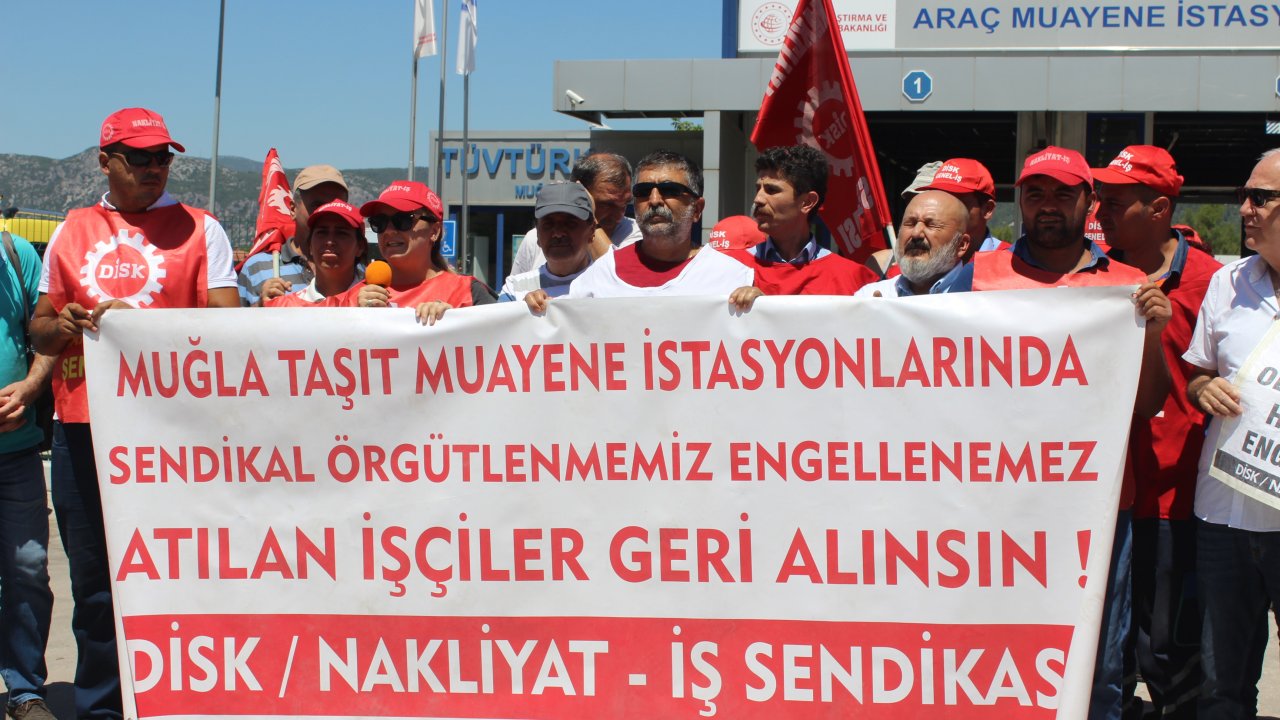 Bir Yıldır Tüvtürk’ün Önünde İşe Geri Alınmayı Bekliyorlar