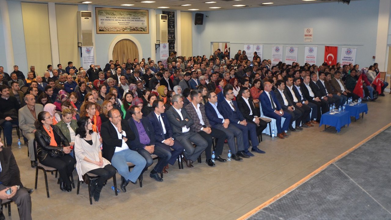 Milas’ta “Memur-Sen’e Davet, Tercihimiz Evet” buluşması gerçekleştirildi