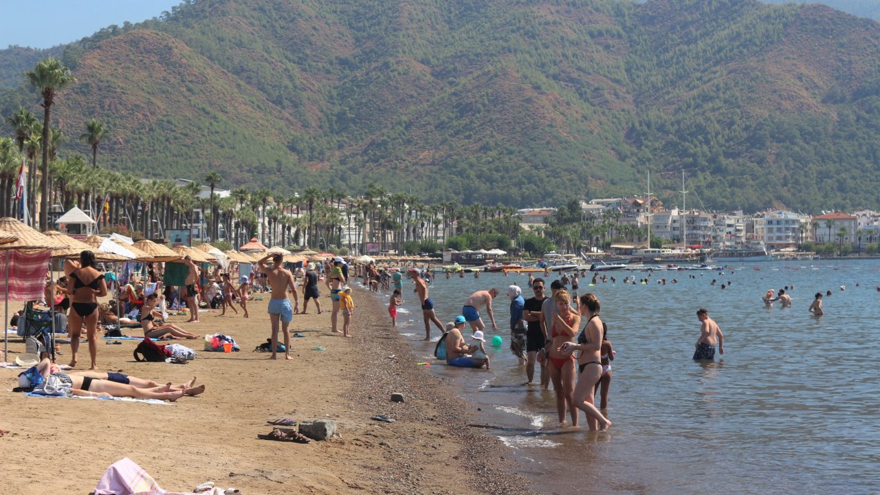 Oteller Yüzde Yüz Doluluğa Ulaştı