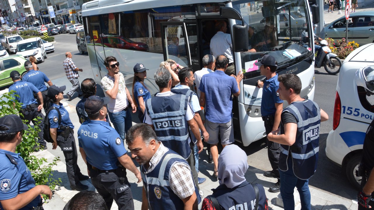 SON DAKİKA -22 KİŞİ GÖZALTINA ALINDI