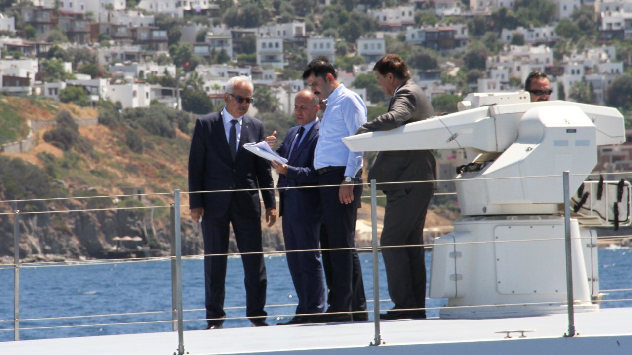 Bakan Kurum, Bodrum Yarımadasında Kaçak Yapılaşmayı Denetledi