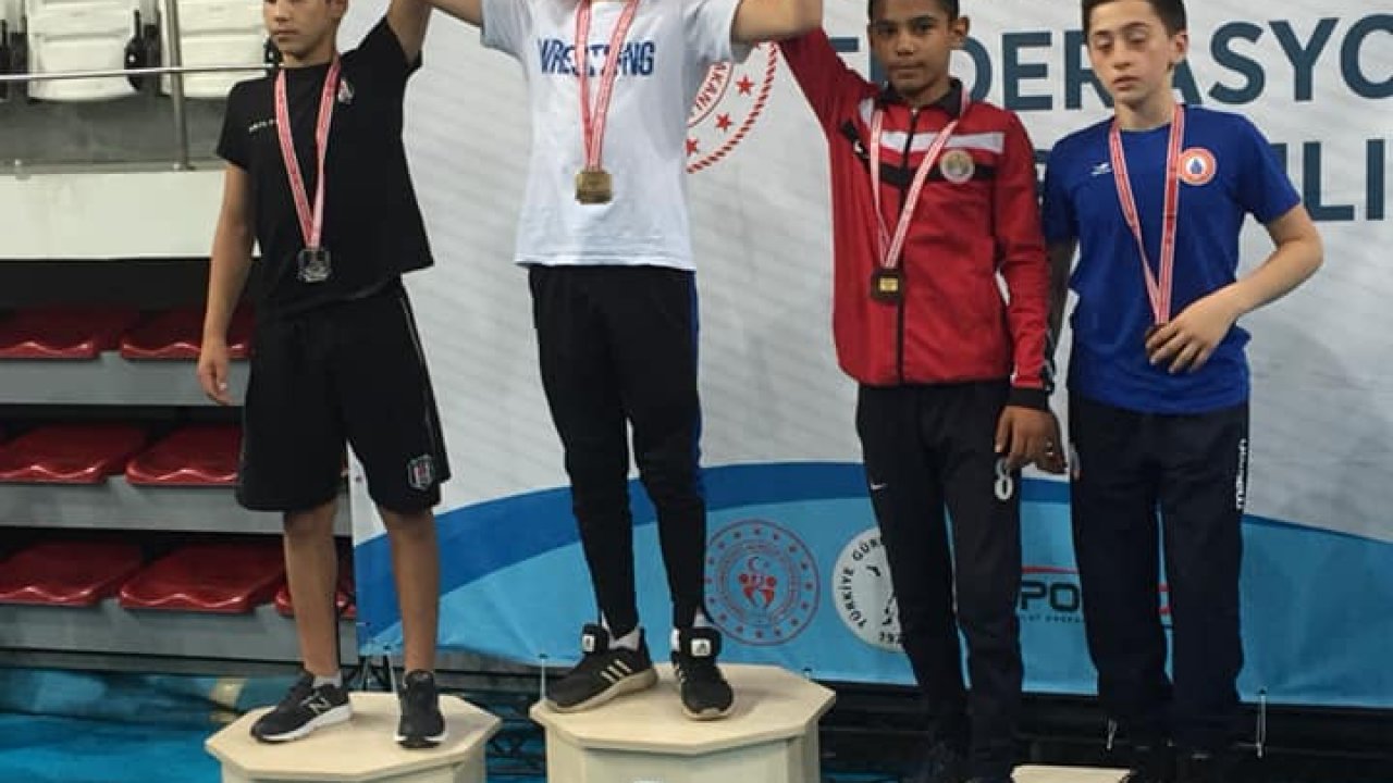 Türkiye Üçüncüsü Güreşçi Kenan Eygi, Milli Takım Kampına Davet Edildi