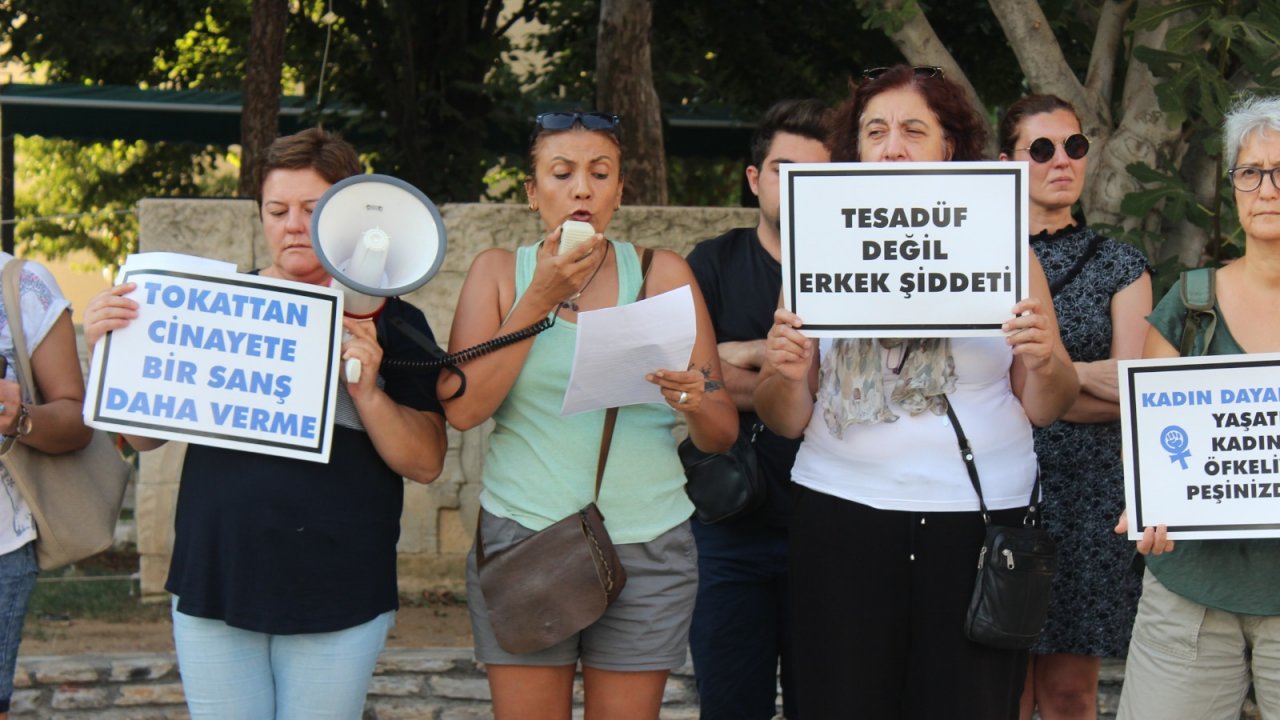 Muğla'da 'Kadınlar Ölmek İstemiyor' Eylemi