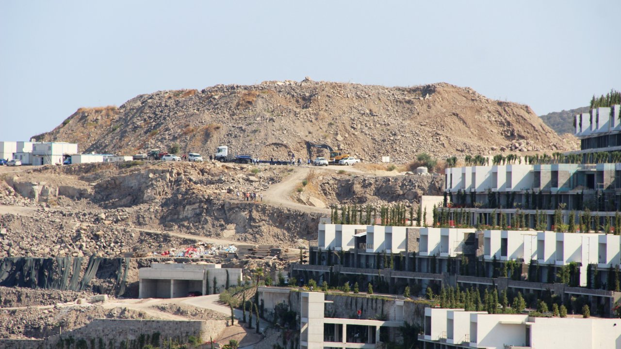 200 Milyon Dolarlık İnşaata Kepçeler Girdi