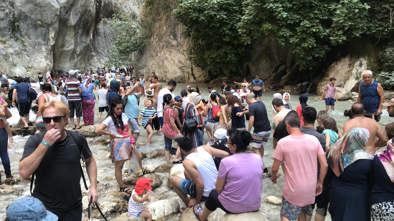 Günde 5 Bin Turist Saklıkent'i Ziyaret Ediyor