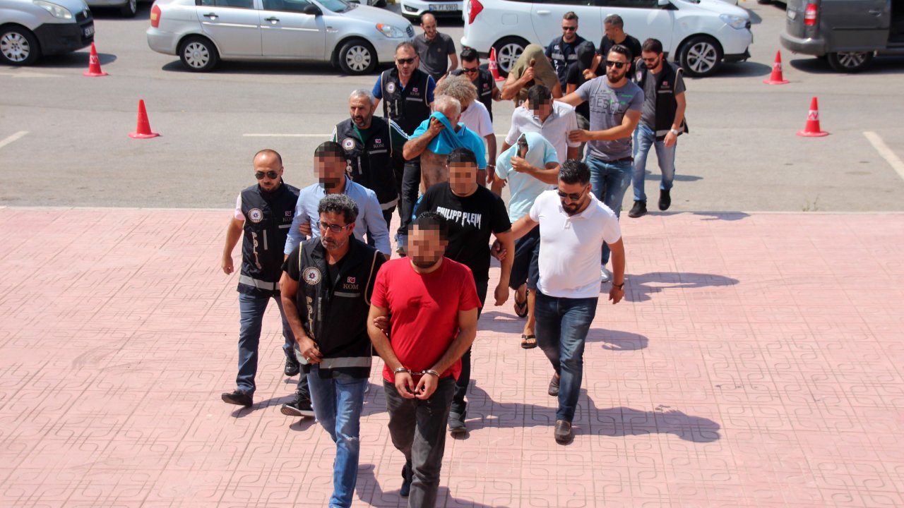 İnsan Tacirlerine Büyük Darbe: 9 Gözaltı