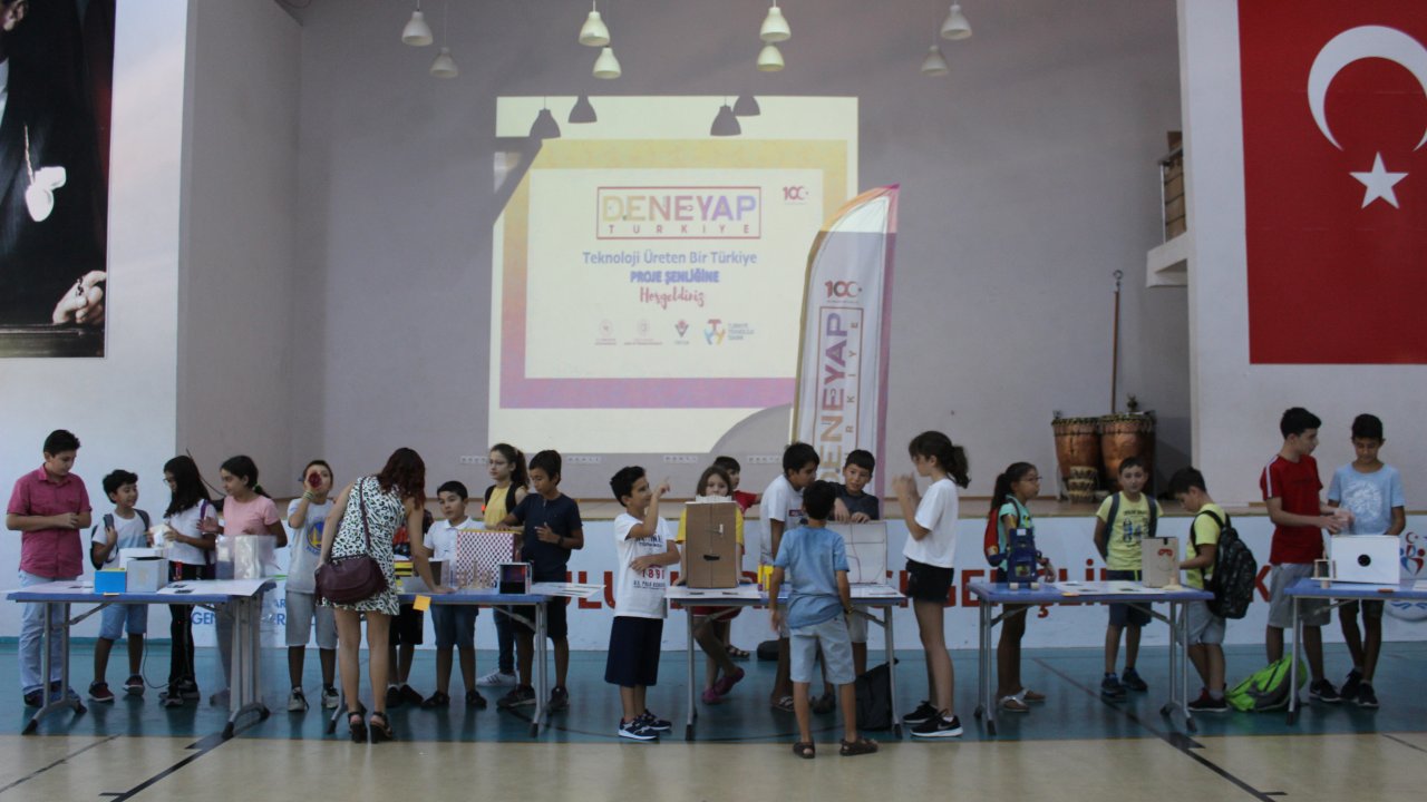 Gençler ‘Deneyap’ Projelerini Sergiledi