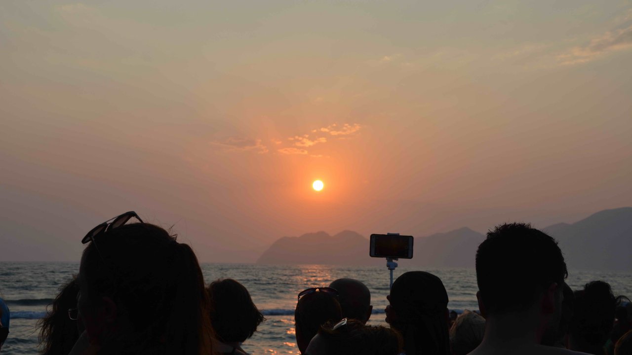 İztuzu Sahilinde Gün Batımı Büyüledi