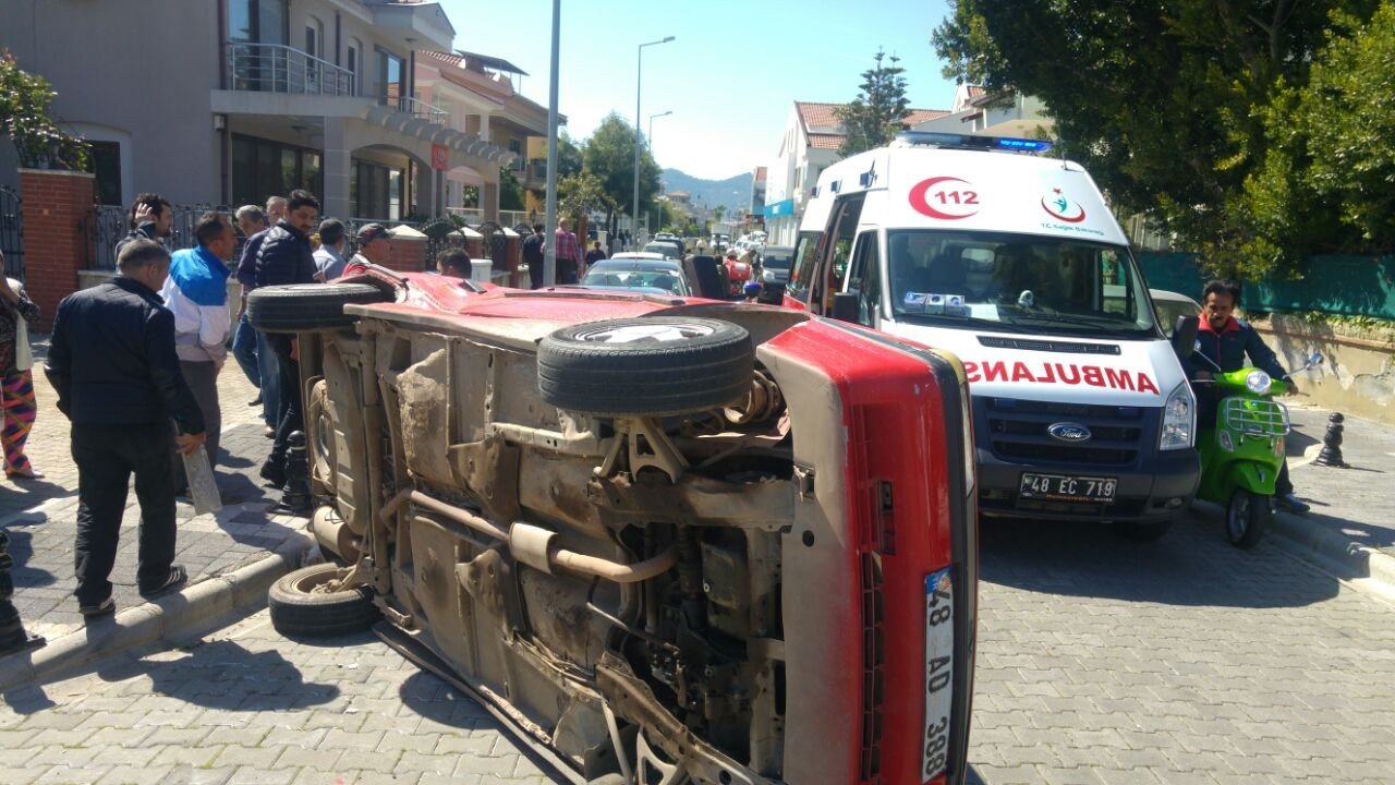 Marmaris'te trafik kazası; 1 yaralı